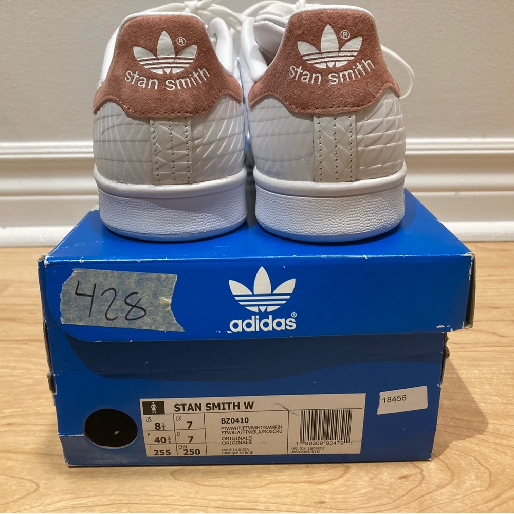 NWT Adidas Women's size 8.5 Stan Smith sneakers, "White/Ash Pearl", BZ0410